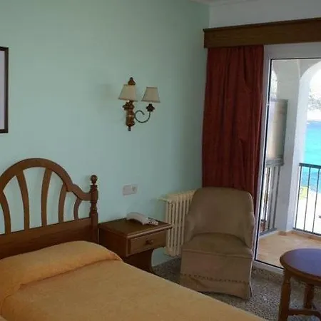 Отель Mar Azul Pur Estil & (adults Only)