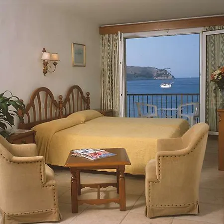 Mar Azul Pur Estil & (adults Only) 4*