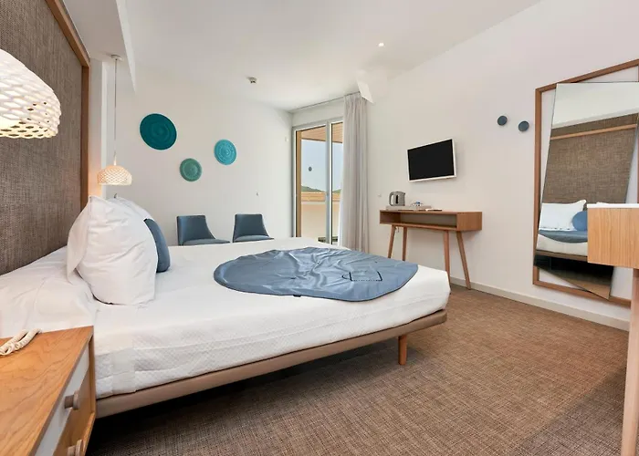 Mar Azul Pur Estil & - Adults Only Hotel 4*