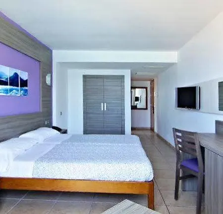 Mar Azul Pur Estil & - Adults Only Hotel