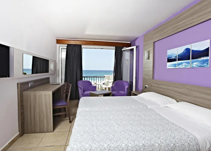 Mar Azul Pur Estil & - Adults Only Hotel 4*